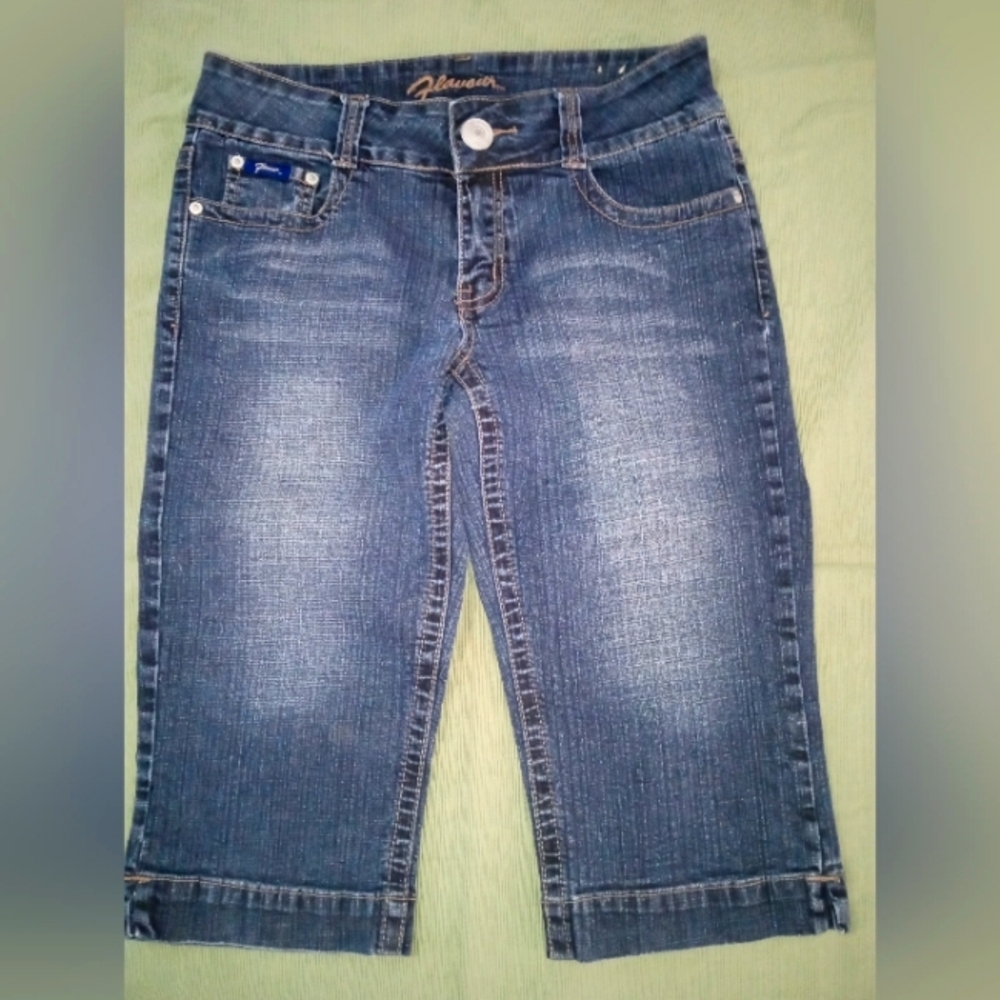 Flavour by Bubblegum Vintage Denim Capris